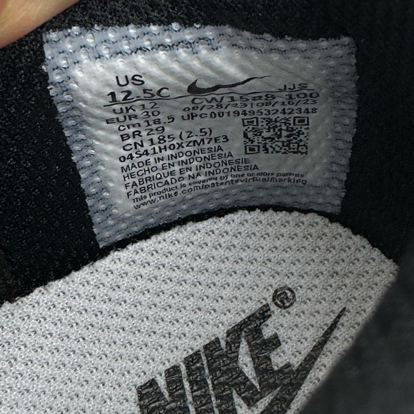 Nike Dunk Low Panda Black/White 12.5c Kids Sneakers NEW - Picture 9 of 9